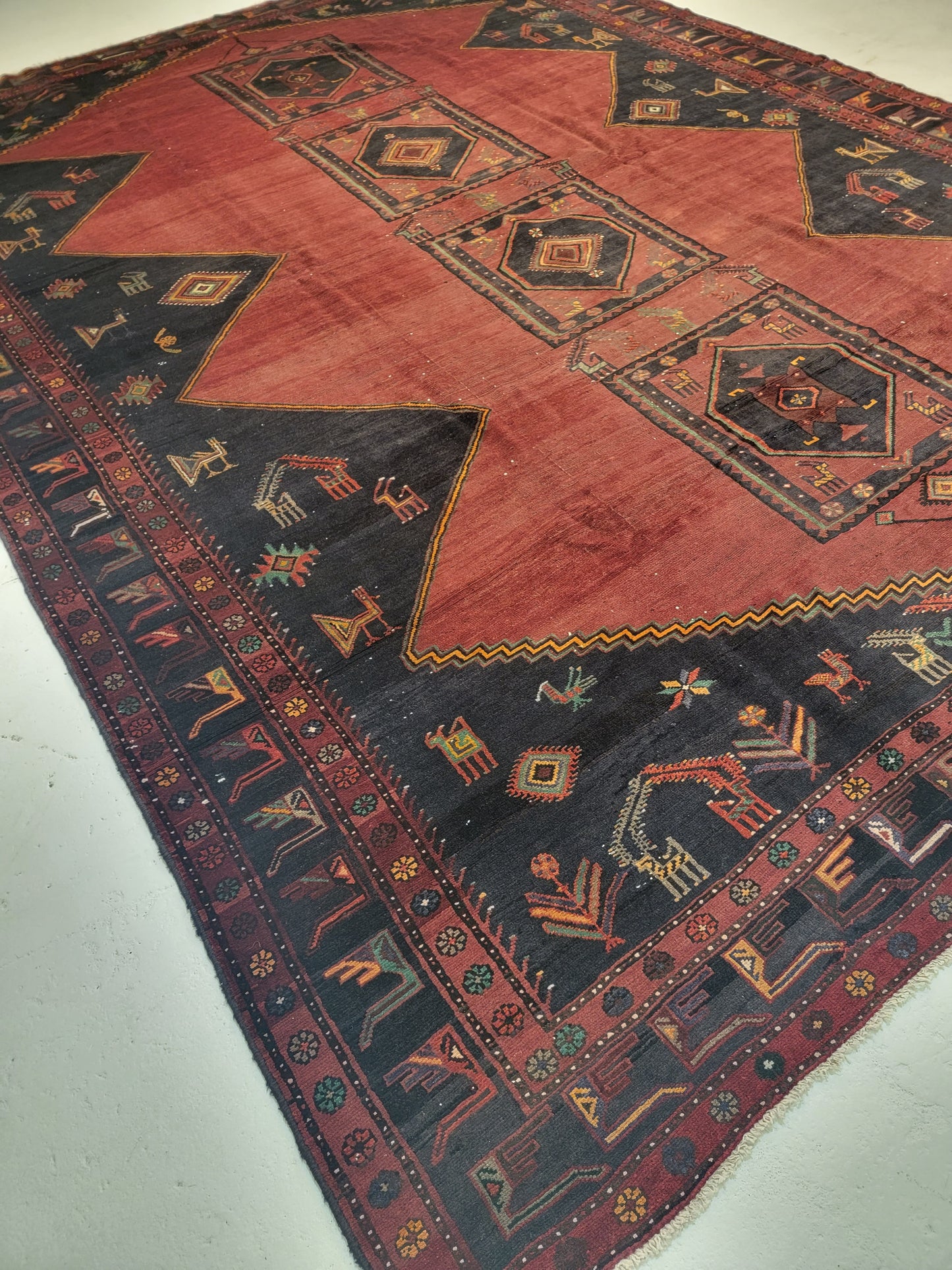 Antique Hand-Knotted Wool Rug Serapi/Lor 9'10" x 13'10"