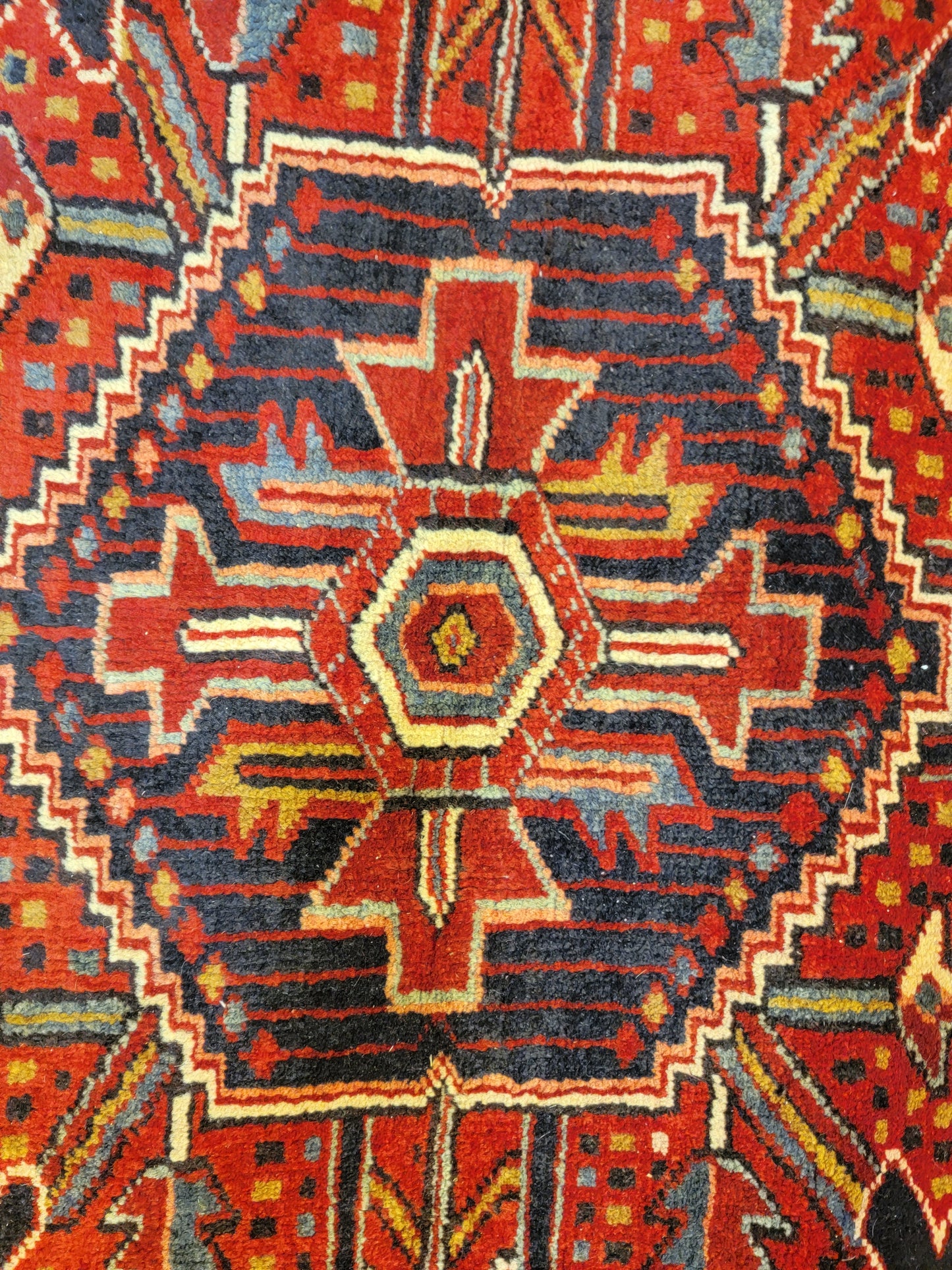 Antique Hand-Knotted Wool Rug Heriz 10'5" x 14'