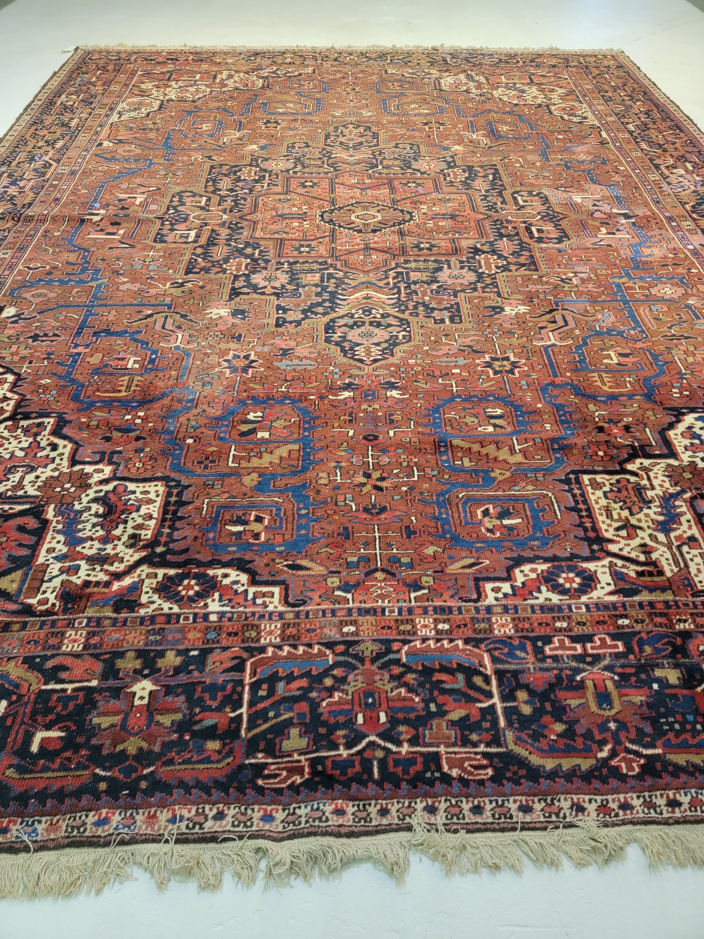 Antique Hand-Knotted Wool Area Rug Heriz 11'6" x 14'10"