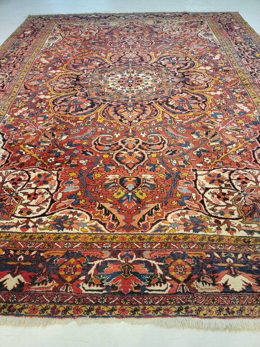 Antique Hand-Knotted Wool Rug Heriz 10'8" x 13'6"