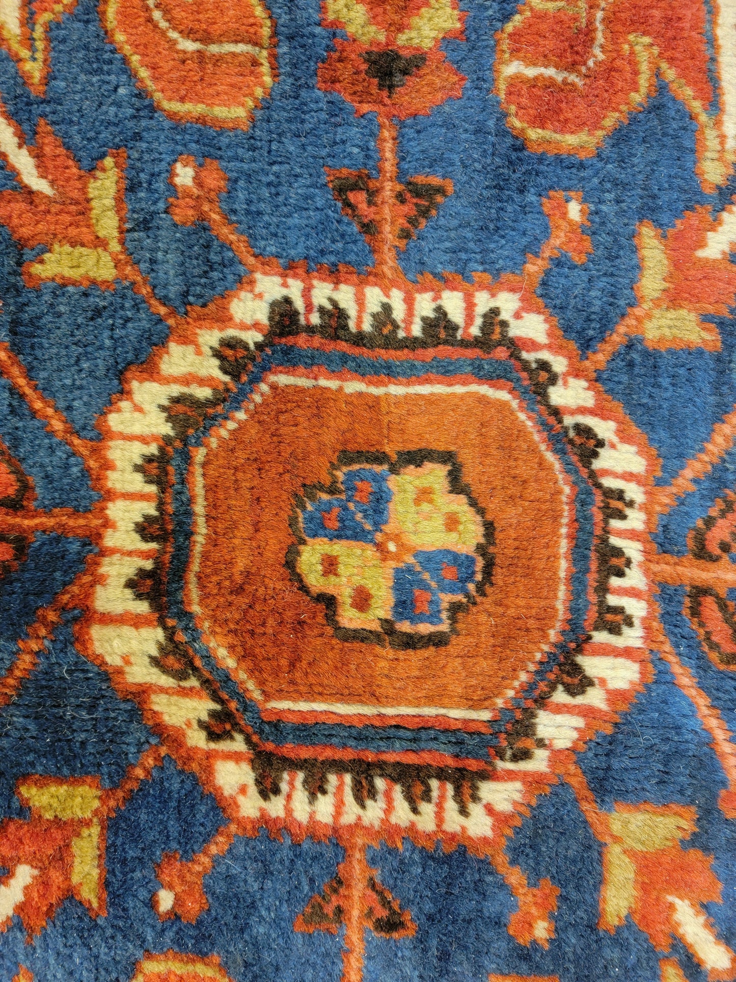 Antique Hand-Knotted Wool Rug Heriz 13'4" x 15'5"