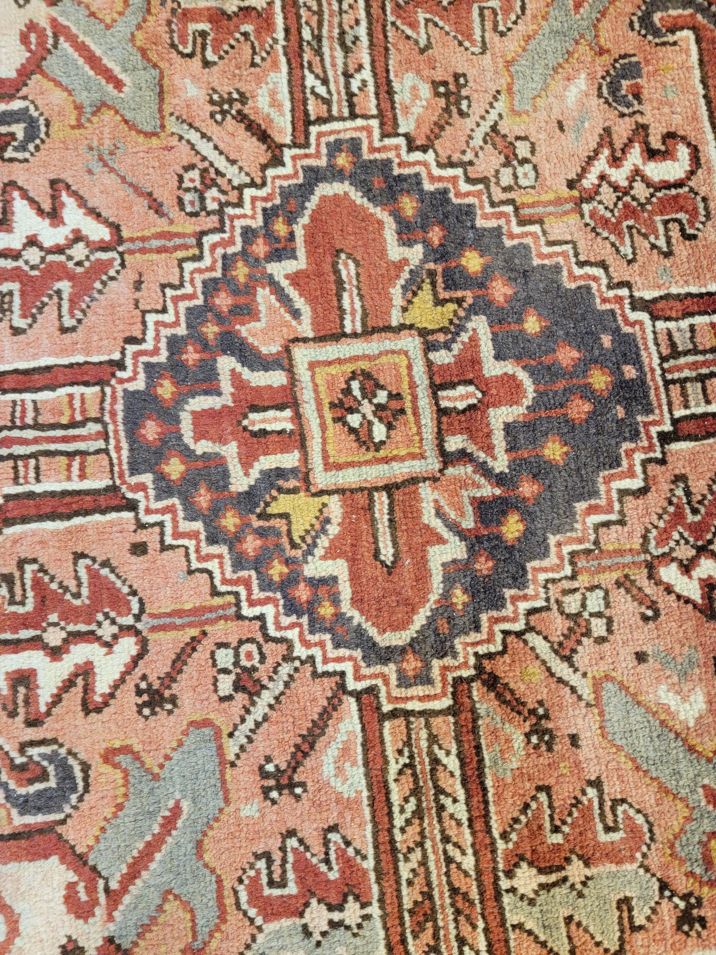 Antique Hand-Knotted Wool Area Rug Heriz 8'9" x 11'5"