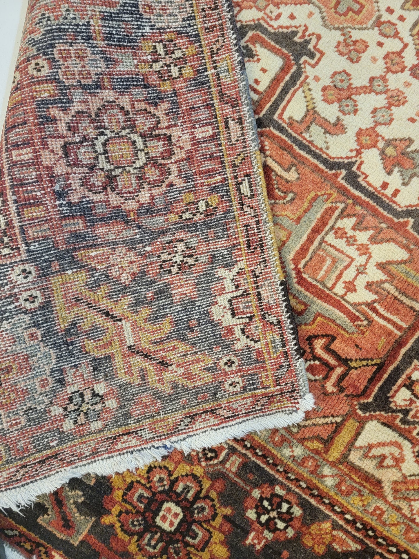 Antique Hand-Knotted Wool Area Rug Heriz 8'9" x 11'5"