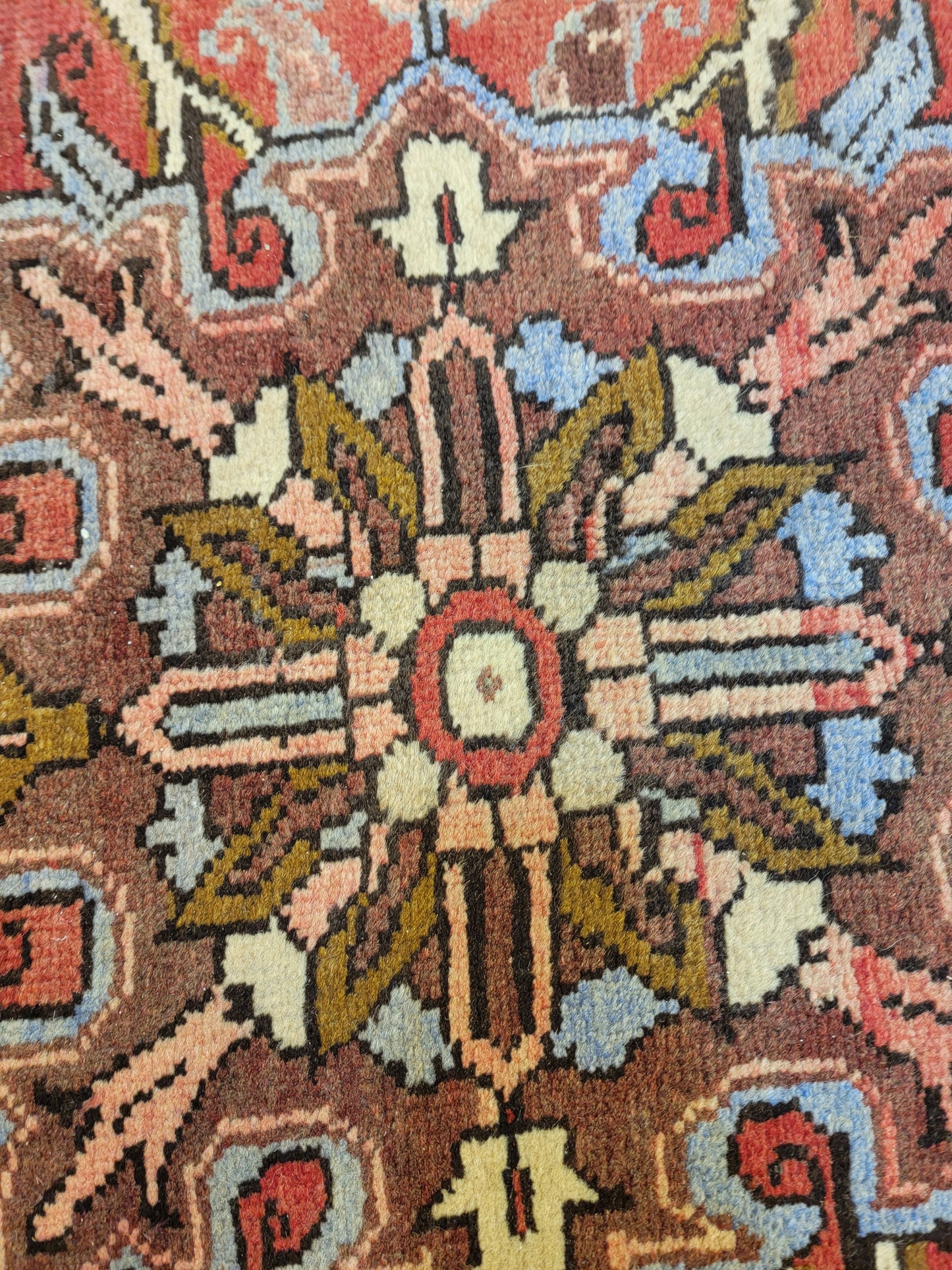 Antique Hand-Knotted Wool Area Rug Heriz 9'8" x 12'2"