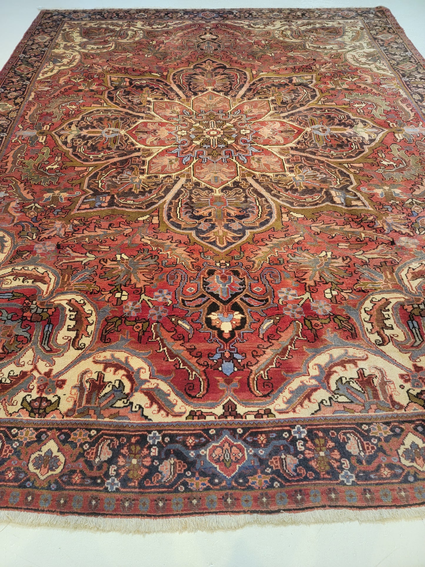 Antique Hand-Knotted Wool Area Rug Heriz 9'8" x 12'2"