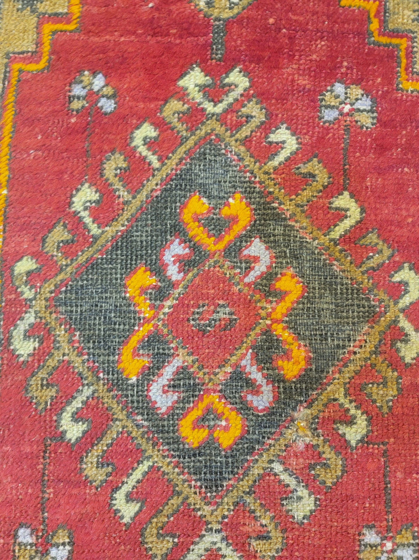 Hand-Knotted Wool Runner Turkish Oushak Anatolian 2'8" x 8'7"