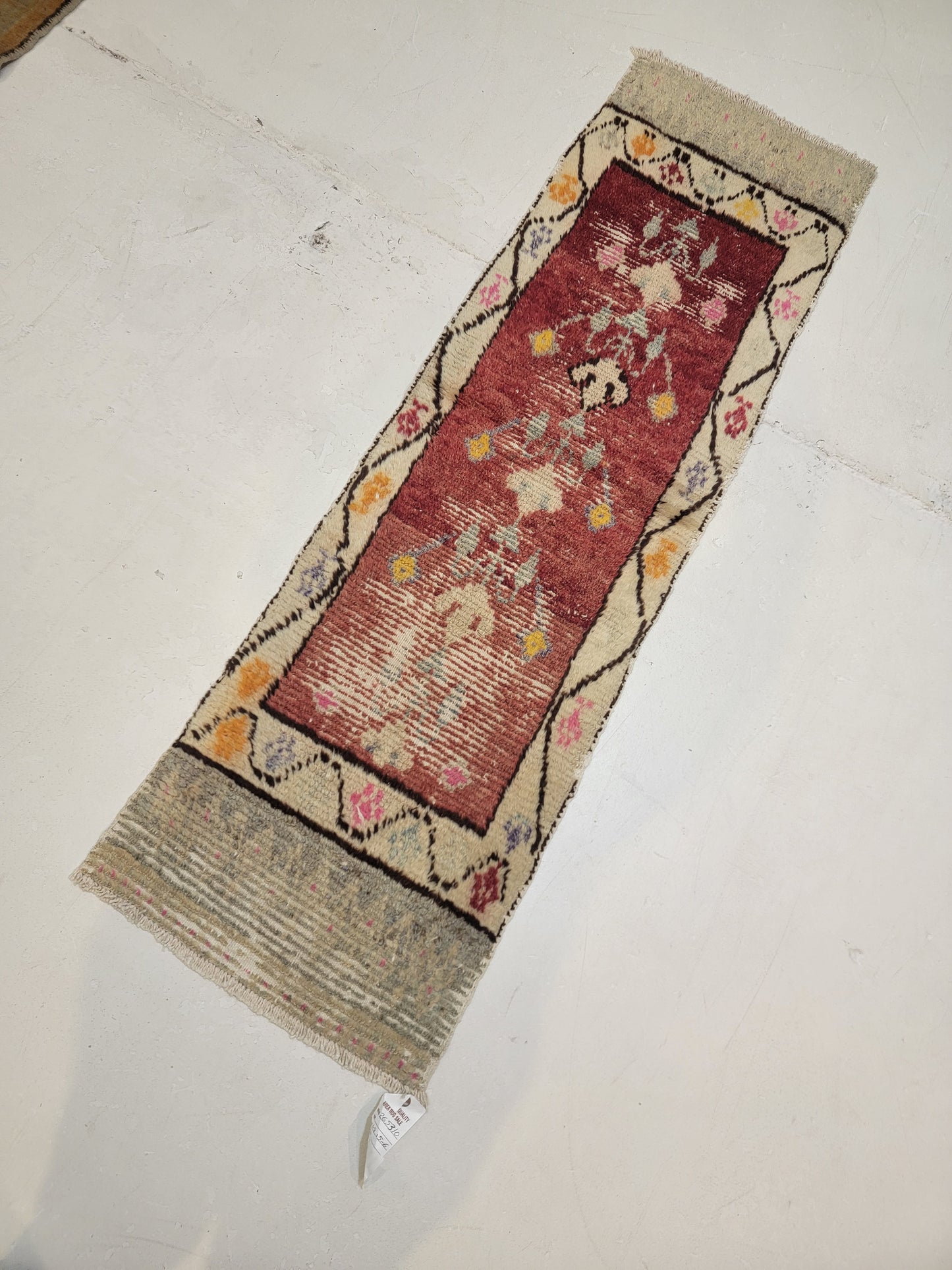 Hand-Knotted Wool Runner Turkish Oushak 1'8" x 5'6"
