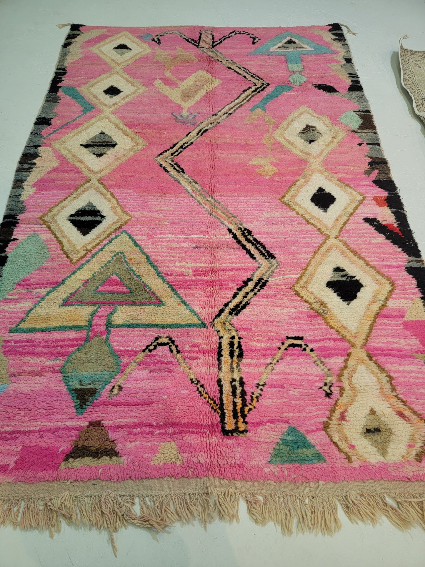 Hand-Knotted Wool Area Rug Moroccan 5'7" x 8'7"