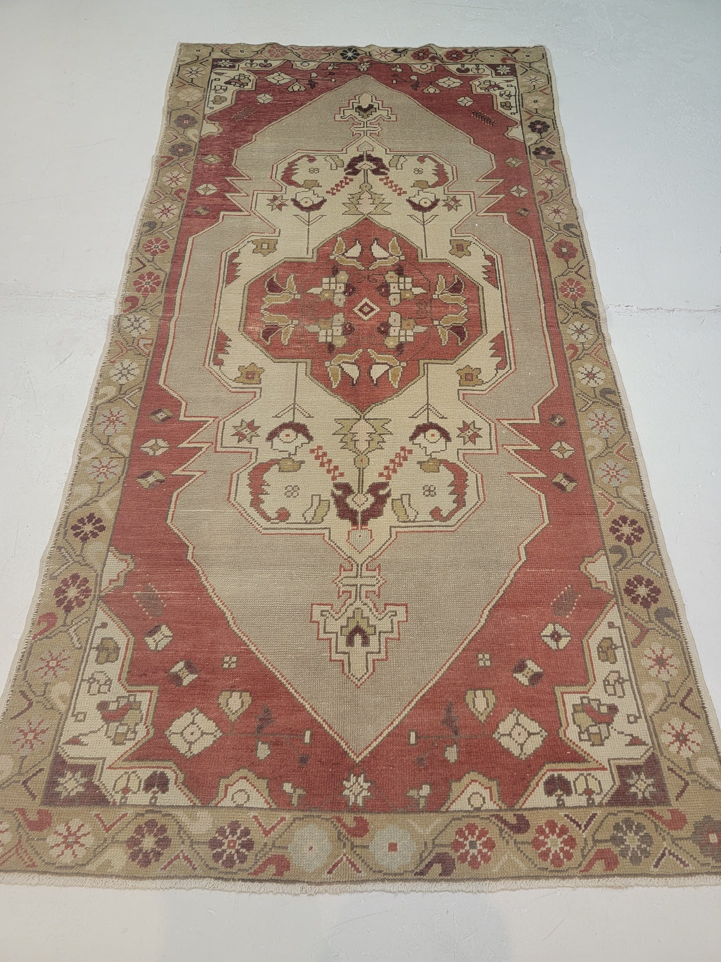 Hand-Knotted Wool Area Rug Turkish Oushak 4'4" x 8'5"