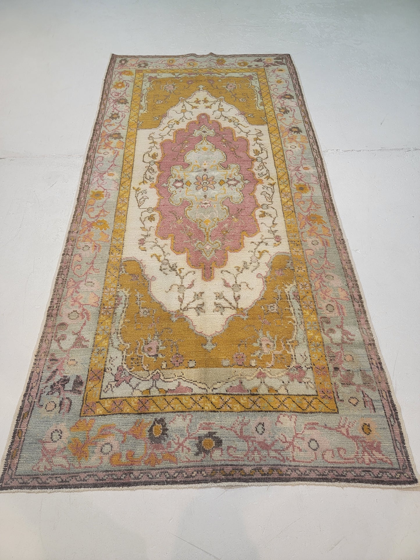 Hand-Knotted Wool Area Rug Turkish Oushak 4' x 8'7"