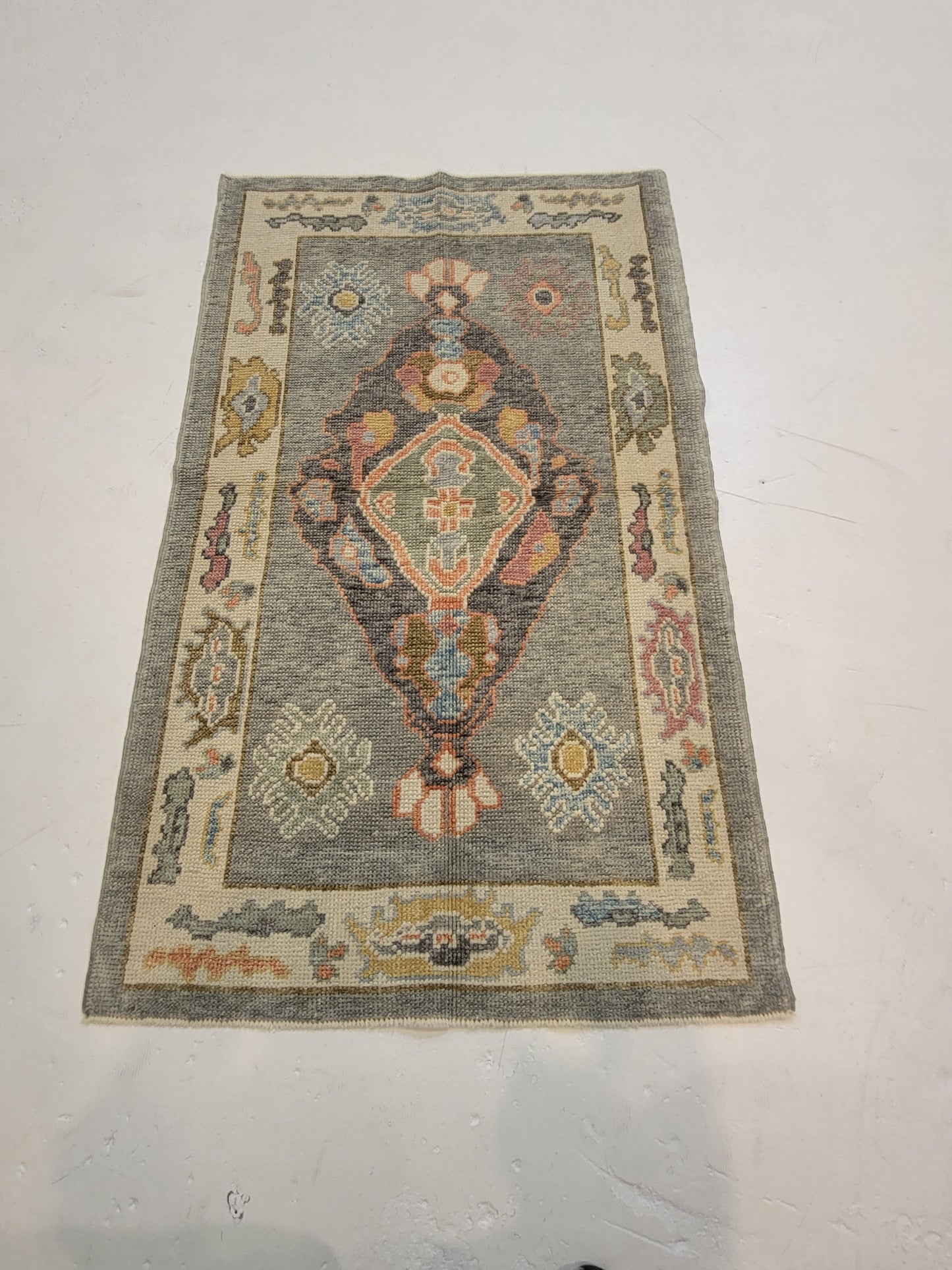 Hand-Knotted Wool Area Rug Turkish Oushak 3'1" x 5'2"