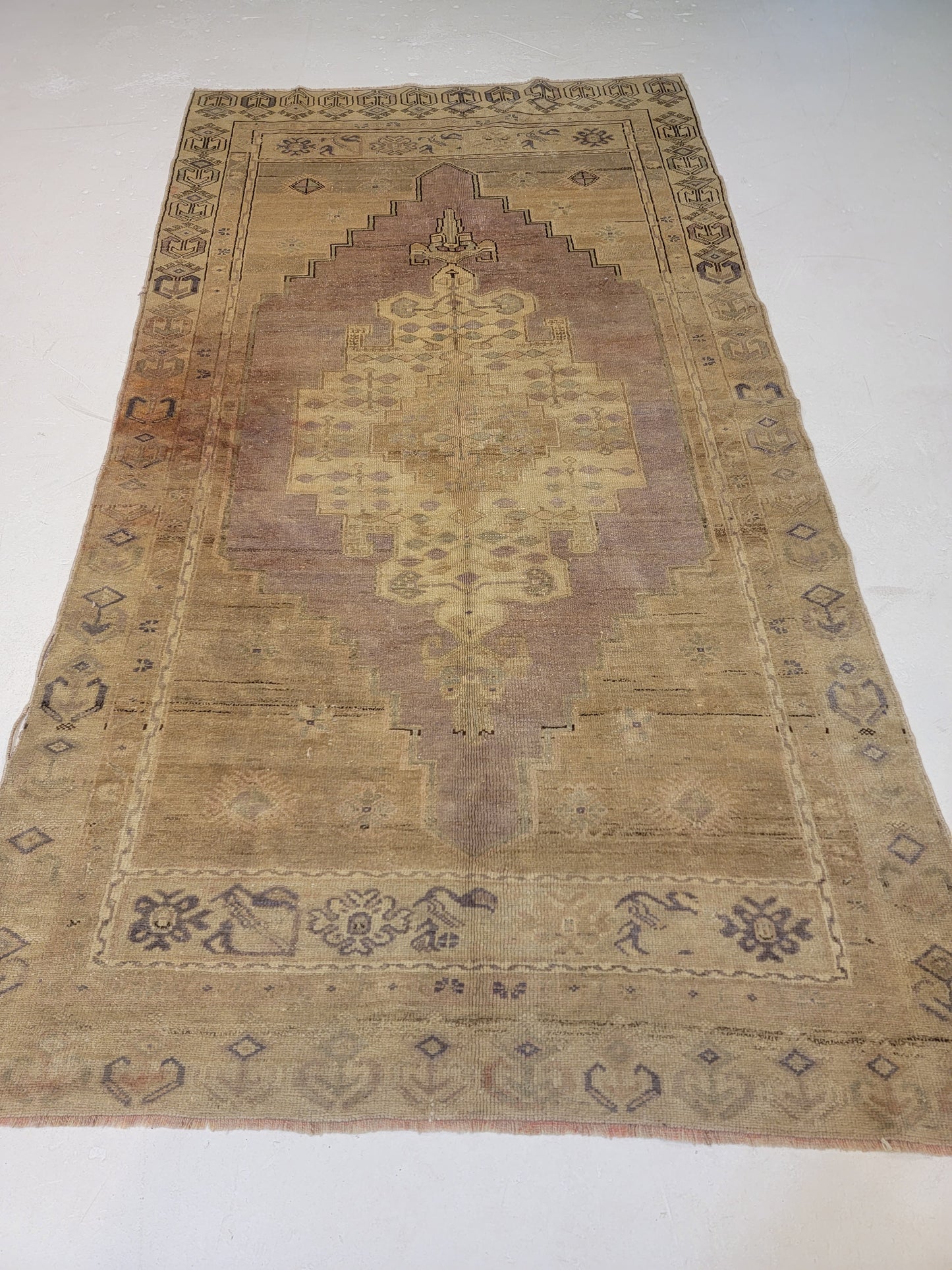 Hand-Knotted Wool Area Rug Turkish Oushak 4' x 7'6"