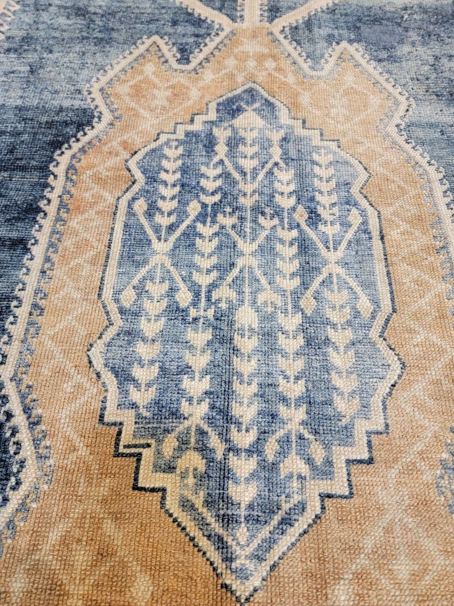 Hand-Knotted Wool Area Rug Turkish Oushak 3'3" x 5'11"