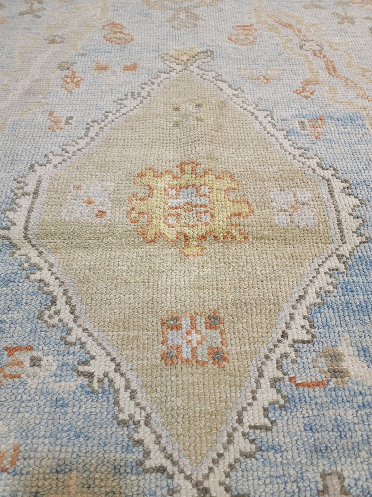 Hand-Knotted Wool Area Rug Turkish Oushak 4'1" x 6'