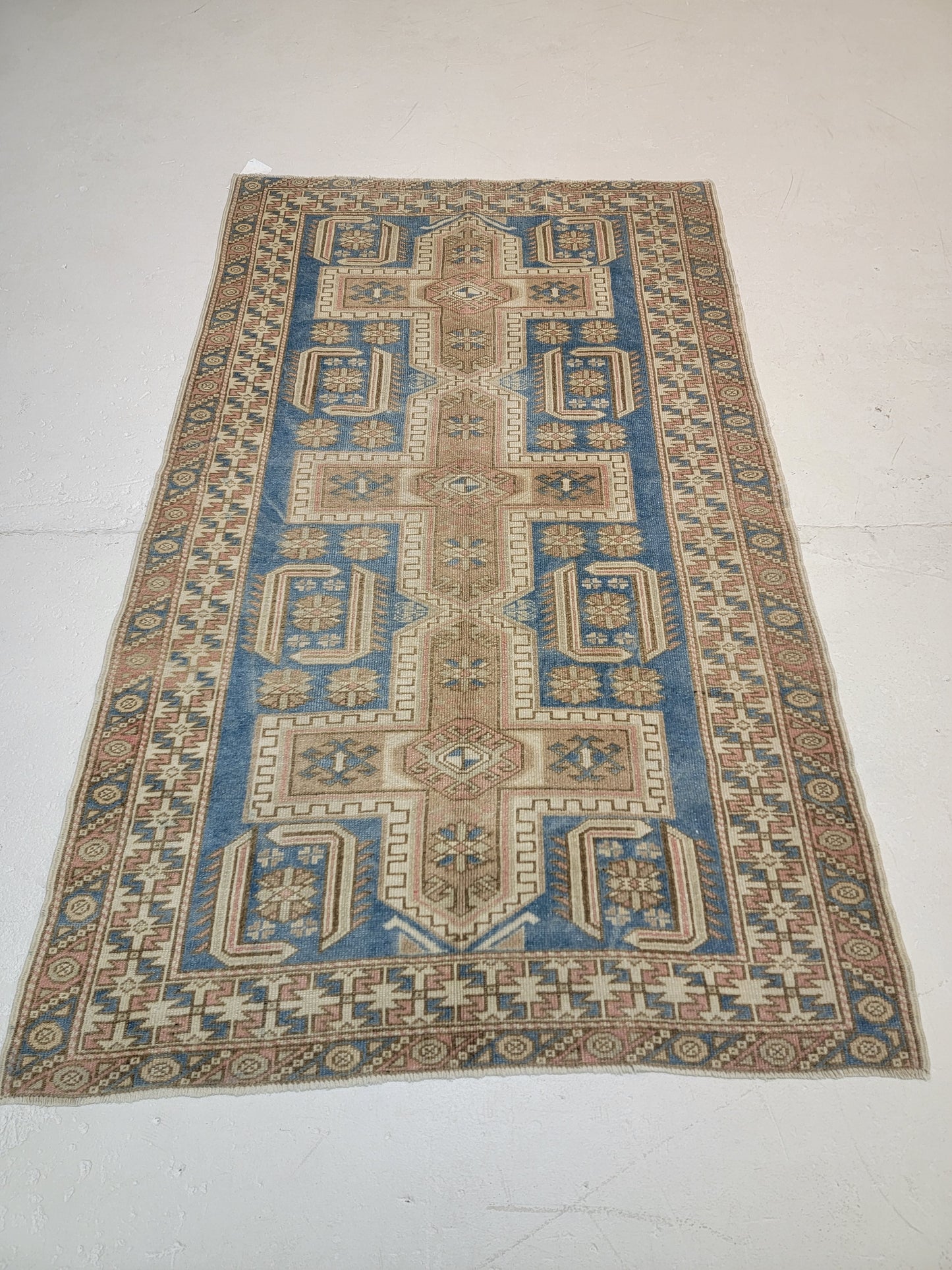 Hand-Knotted Wool Area Rug Turkish Oushak 3'3" x 5'5"