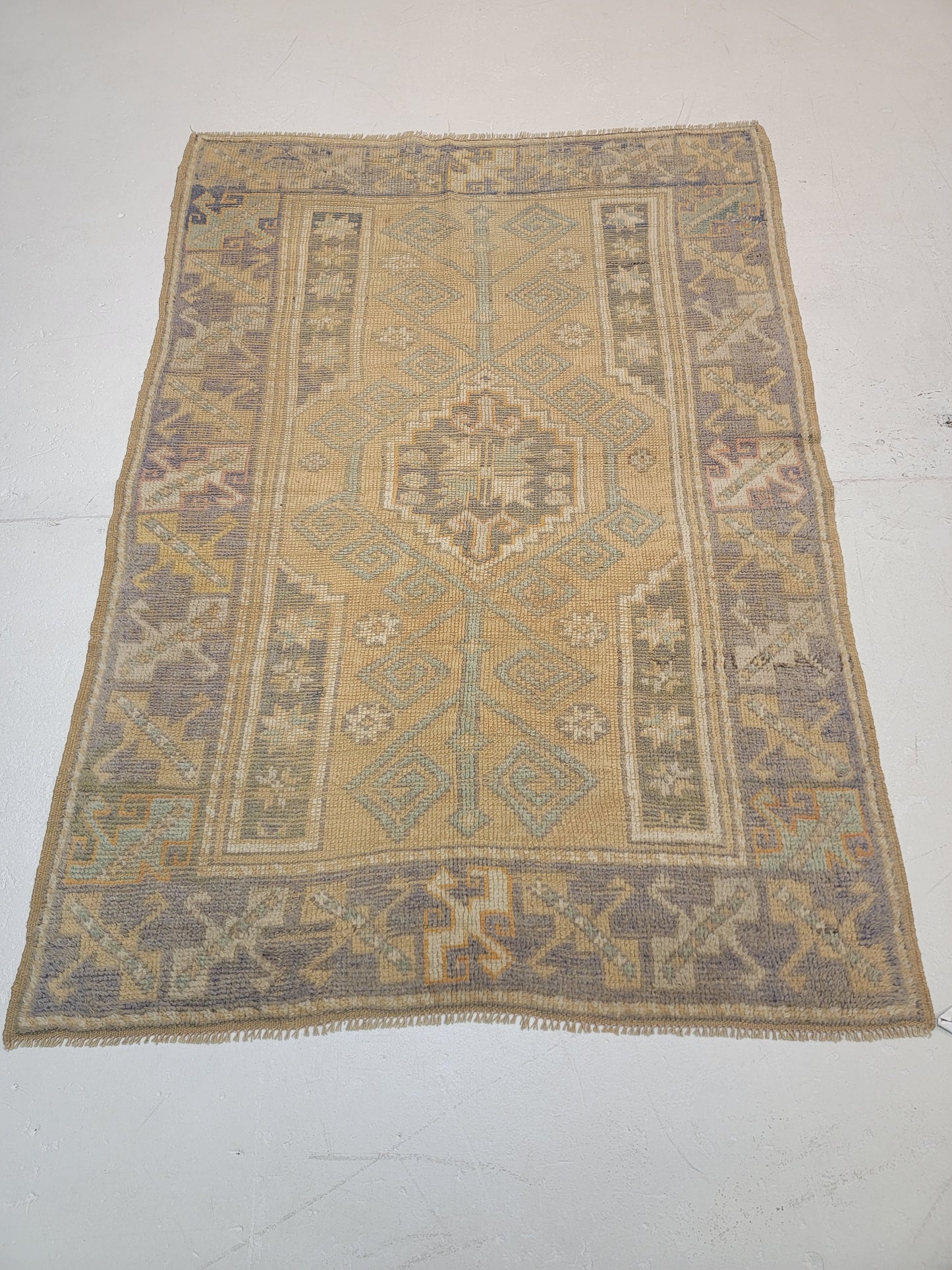 Hand-Knotted Wool Area Rug Turkish Oushak 3'11" x 5'5"
