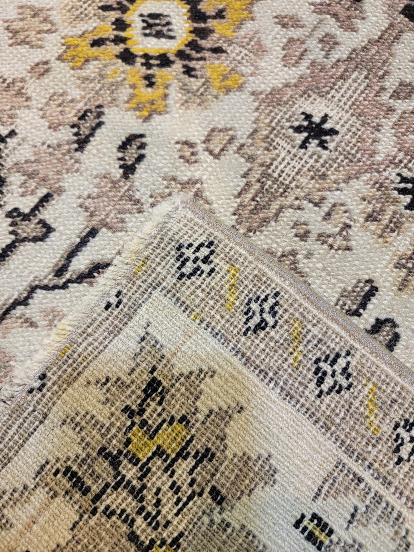 Hand-Knotted Wool Area Rug Turkish Oushak 3'6" x 5'9"