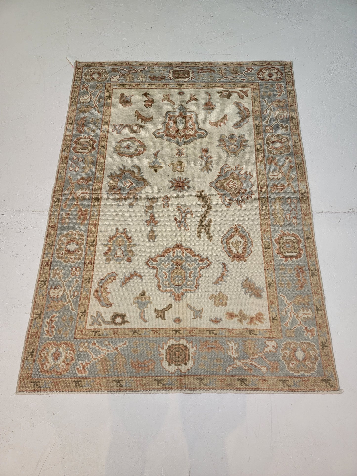 Hand-Knotted Wool Area Rug Turkish Oushak 3'9" x 5'2"