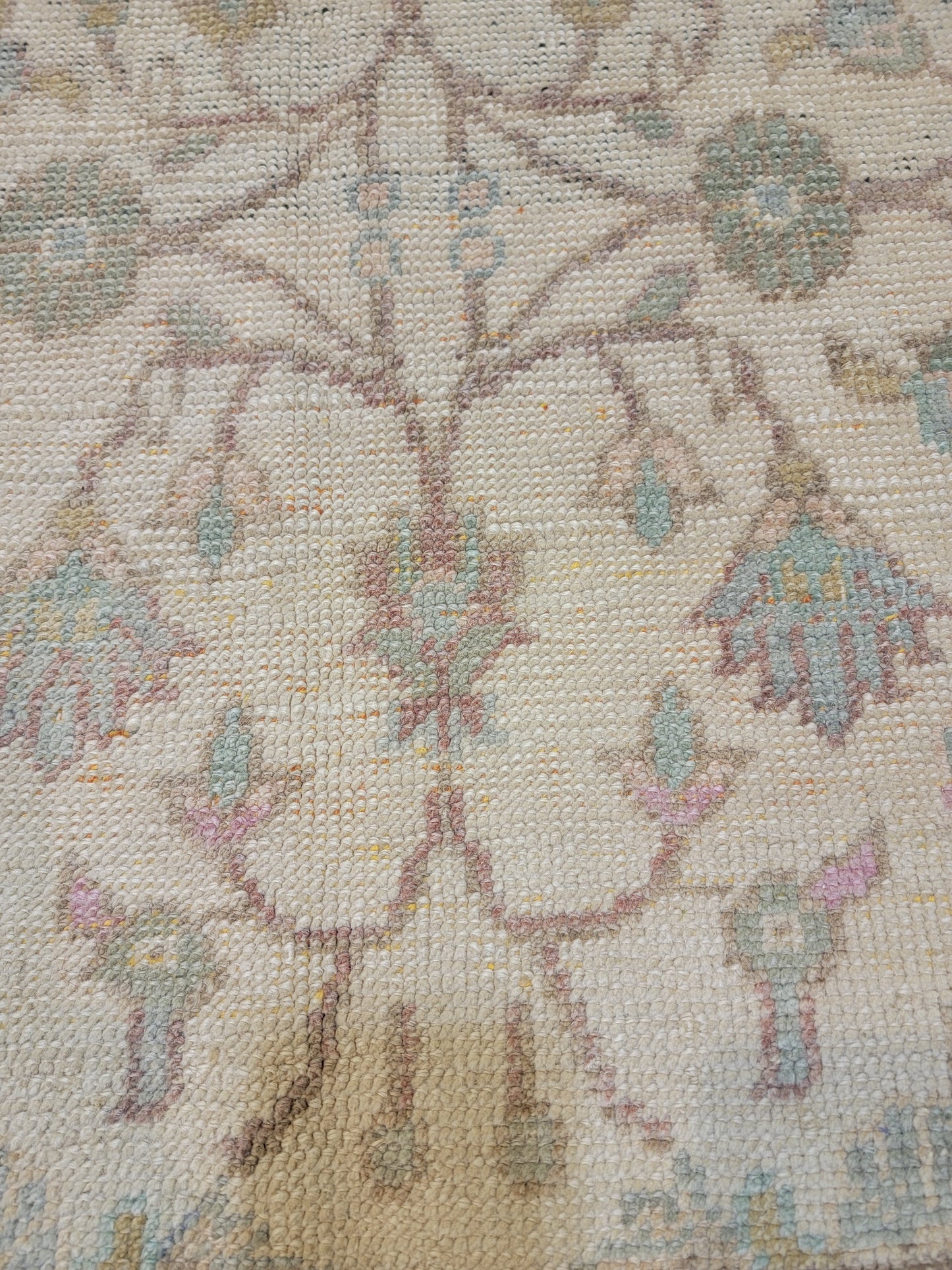 Hand-Knotted Wool Area Rug Turkish Oushak 3'9" x 5'2"