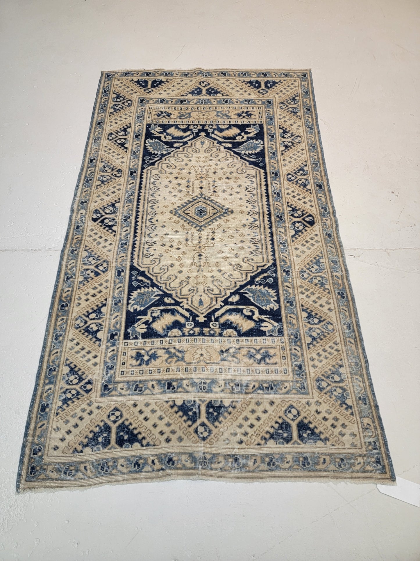 Hand-Knotted Wool Area Rug Turkish Oushak 3'4" x 6'