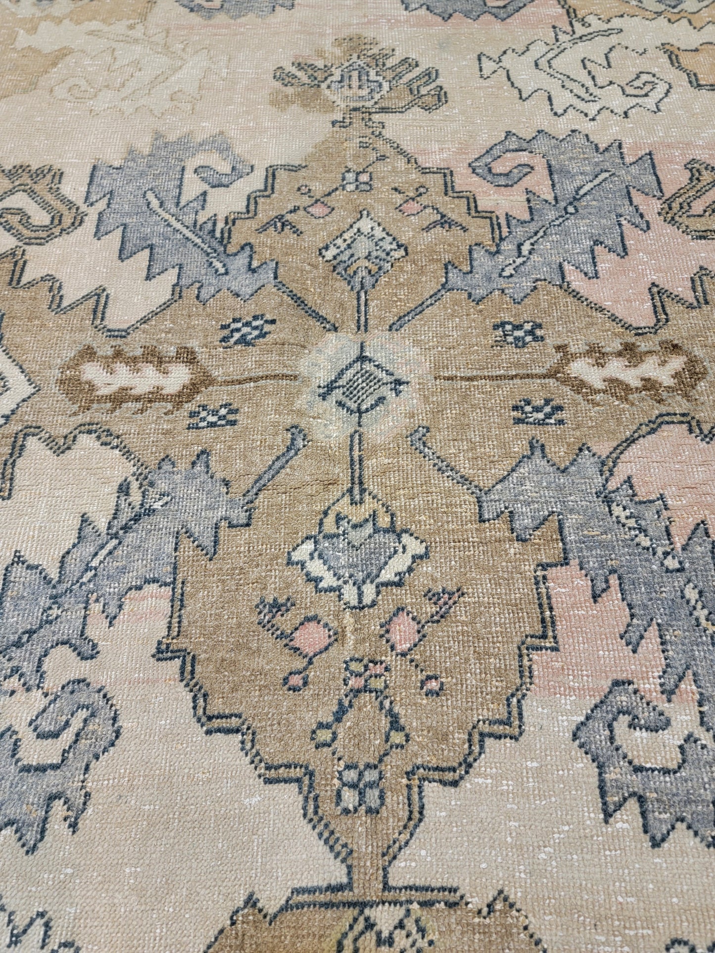 Hand-Knotted Wool Area Rug Turkish Oushak 4'5" x 5'5"
