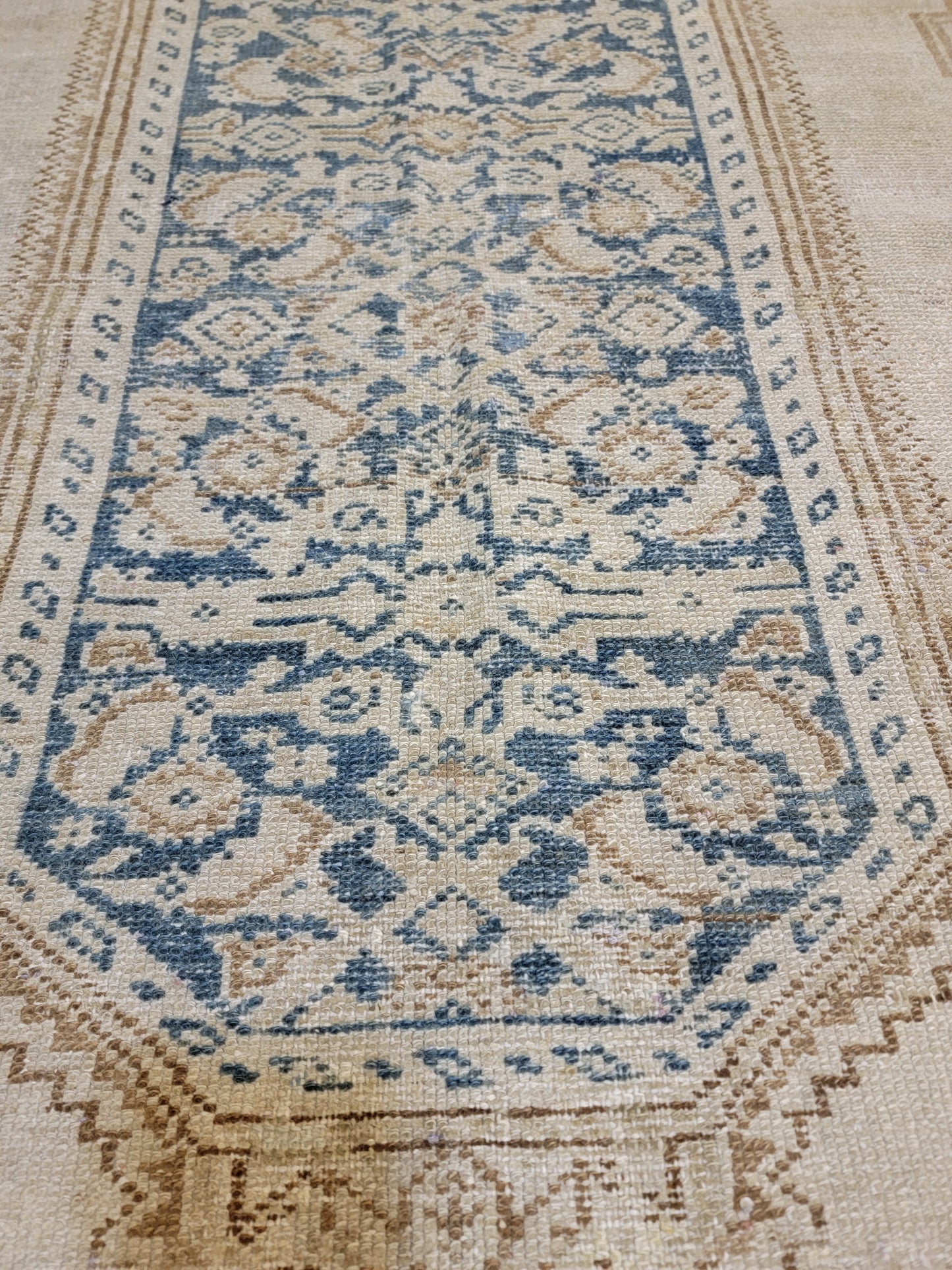 Hand-Knotted Wool Area Rug Turkish Oushak 3'10" x 6'11"