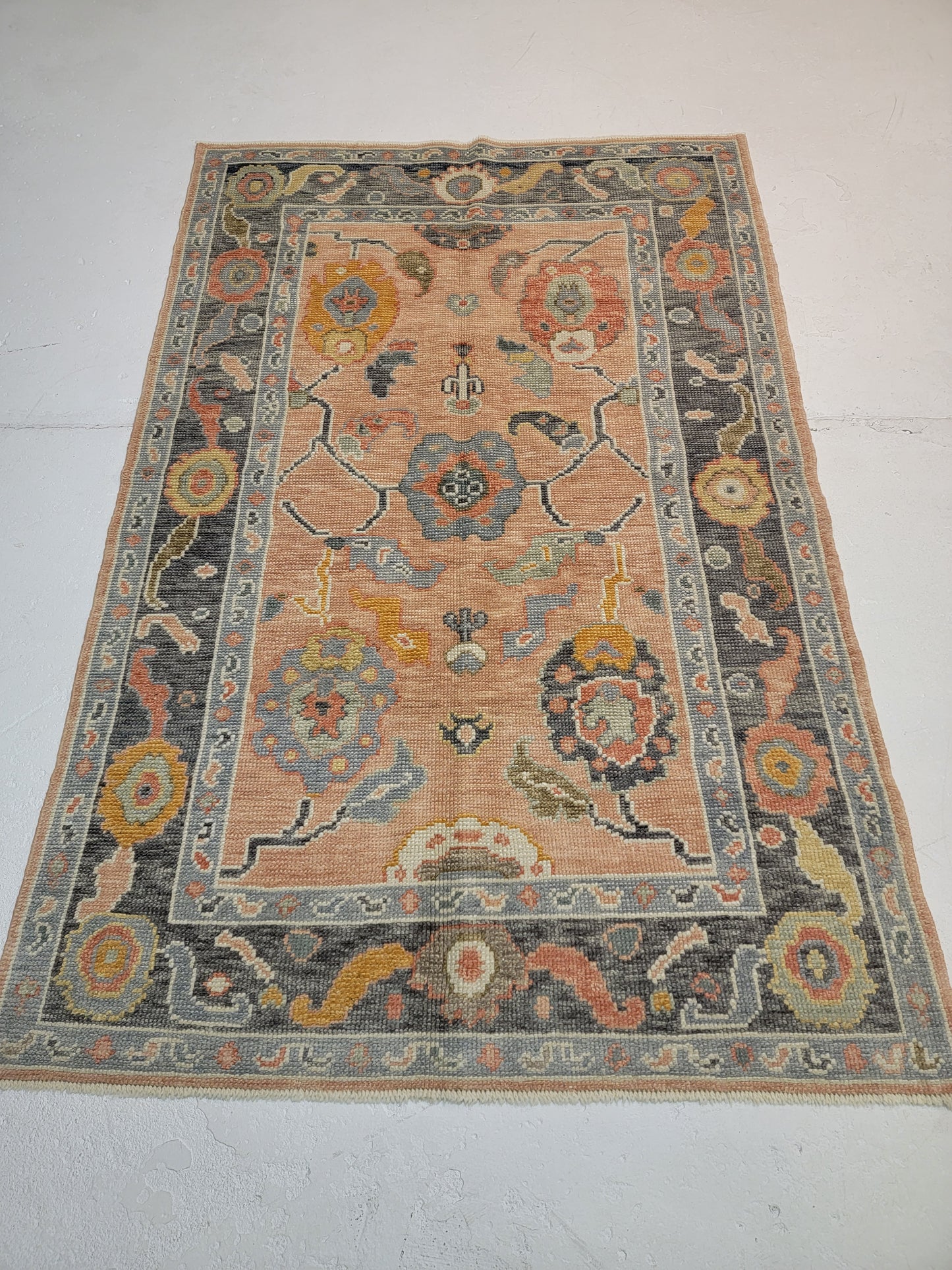 Hand-Knotted Wool Area Rug Turkish Oushak 4'2" x 6'6"