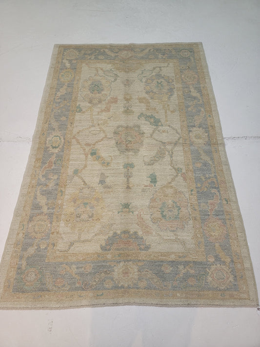 Hand-Knotted Wool Area Rug Turkish Oushak 4'2" x 6'5"