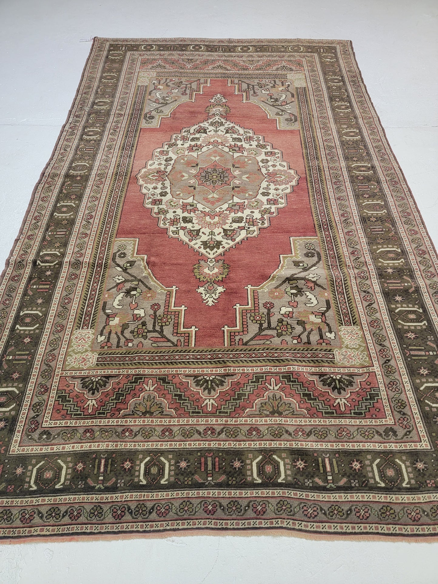 Hand-Knotted Wool Area Rug Turkish Oushak 6' x 10'5"