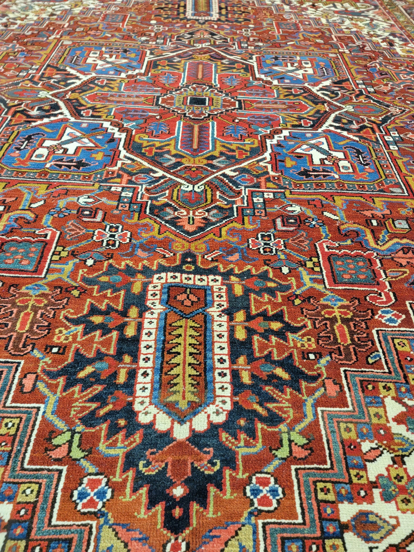 Hand-Knotted Wool Area Rug Antique Heriz 8'3" x 11'6"