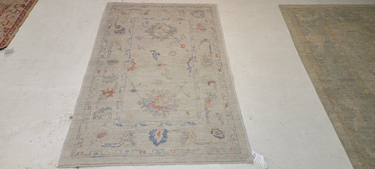 Hand-Knotted Wool Rug Turkish Oushak 3'3" x 5'