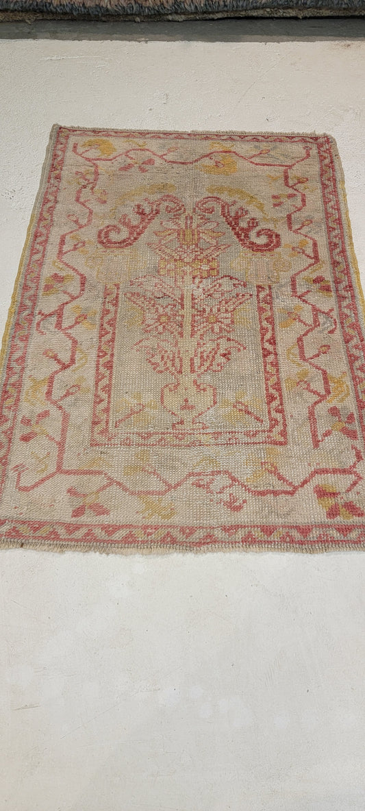 Hand-Knotted Wool Rug Turkish Oushak 2'6" x 3'6"