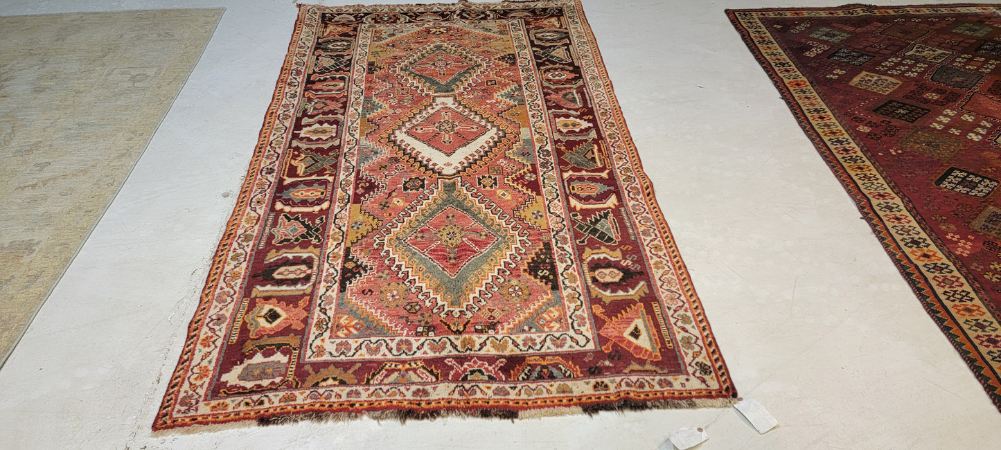 Hand-Knotted Wool Rug Shiraz 4'10" x 7'10"