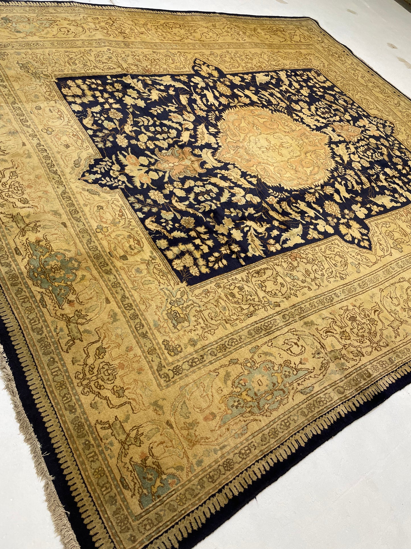 Hand-Knotted Wool Rug Tabriz Tabatabaei 9'1" x 10'8"