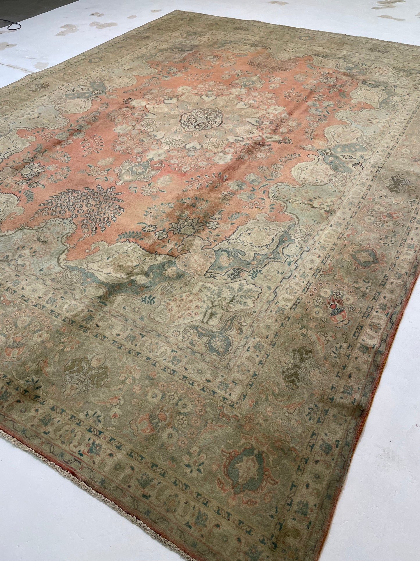 Hand-Knotted Wool Rug Tabriz 9'8" x 12'11"