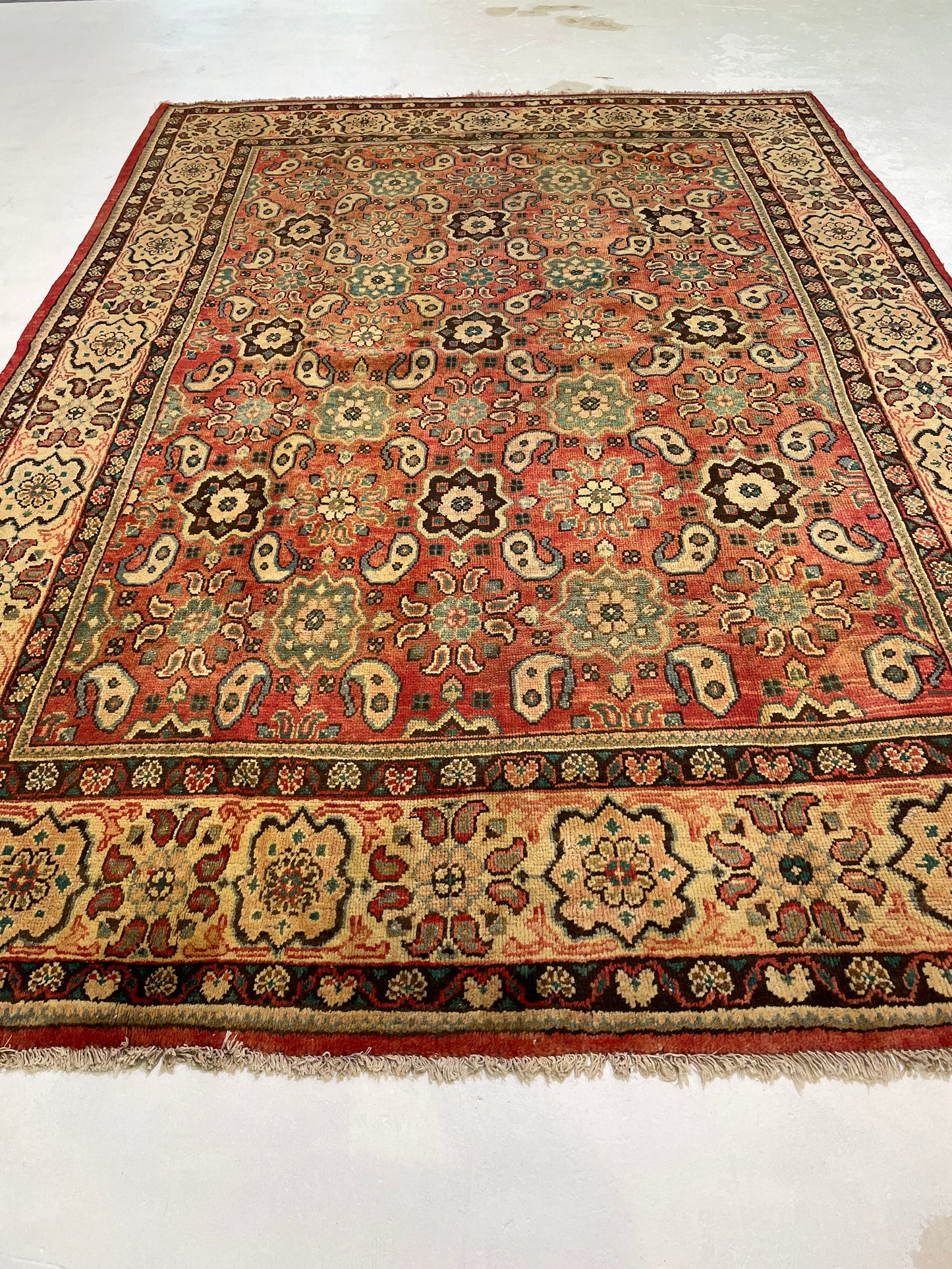 Hand-Knotted Wool Rug Mahal 7'8" x 10'10"
