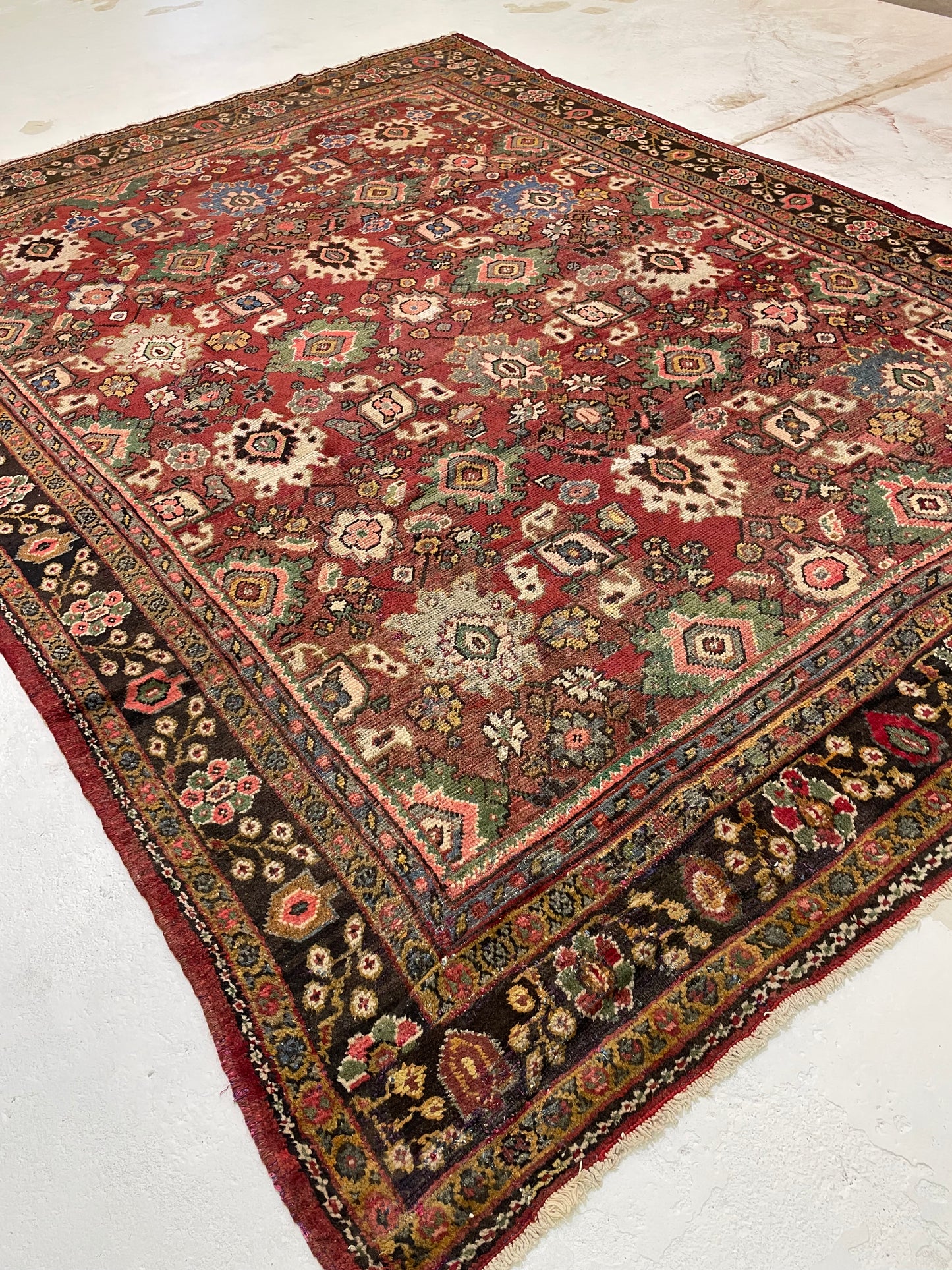 Hand-Knotted Wool Rug Meshkabad/Sultanabad 7'11" x 10'10"