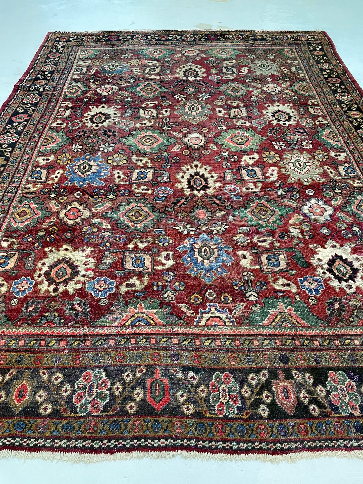 Hand-Knotted Wool Rug Meshkabad/Sultanabad 7'11" x 10'10"