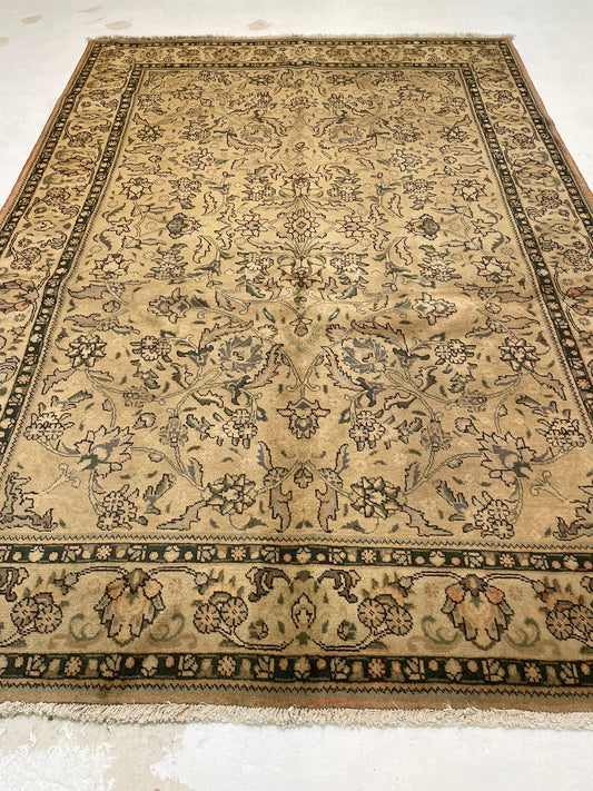 Hand-Knotted Wool Rug Tabriz 6'10" x 9'11"