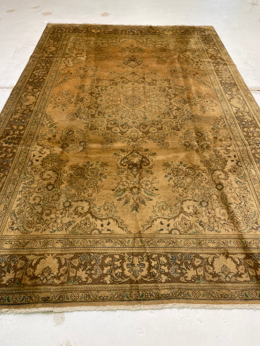 Hand-Knotted Wool Rug Tabriz Tea Washed 6'5" x 9'11"