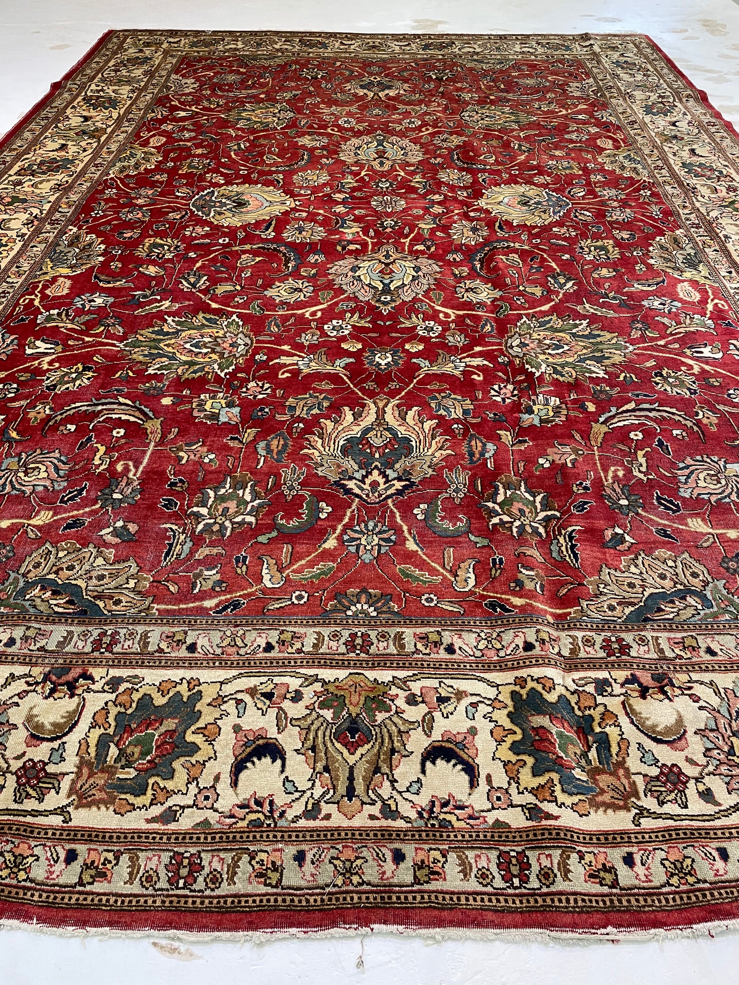 Hand-Knotted Wool Rug Tabriz 11'2" x 16'6"