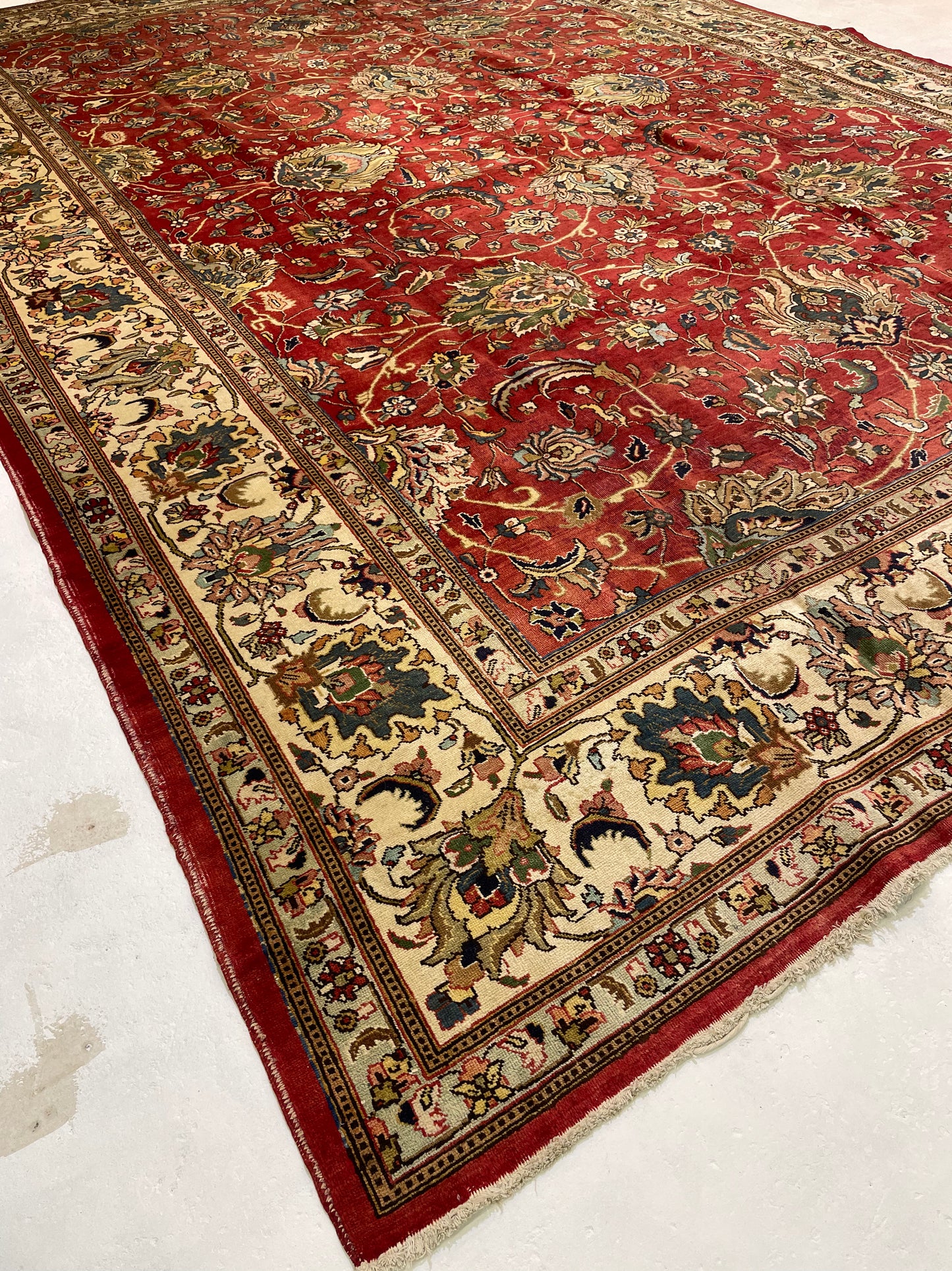 Hand-Knotted Wool Rug Tabriz 11'2" x 16'6"