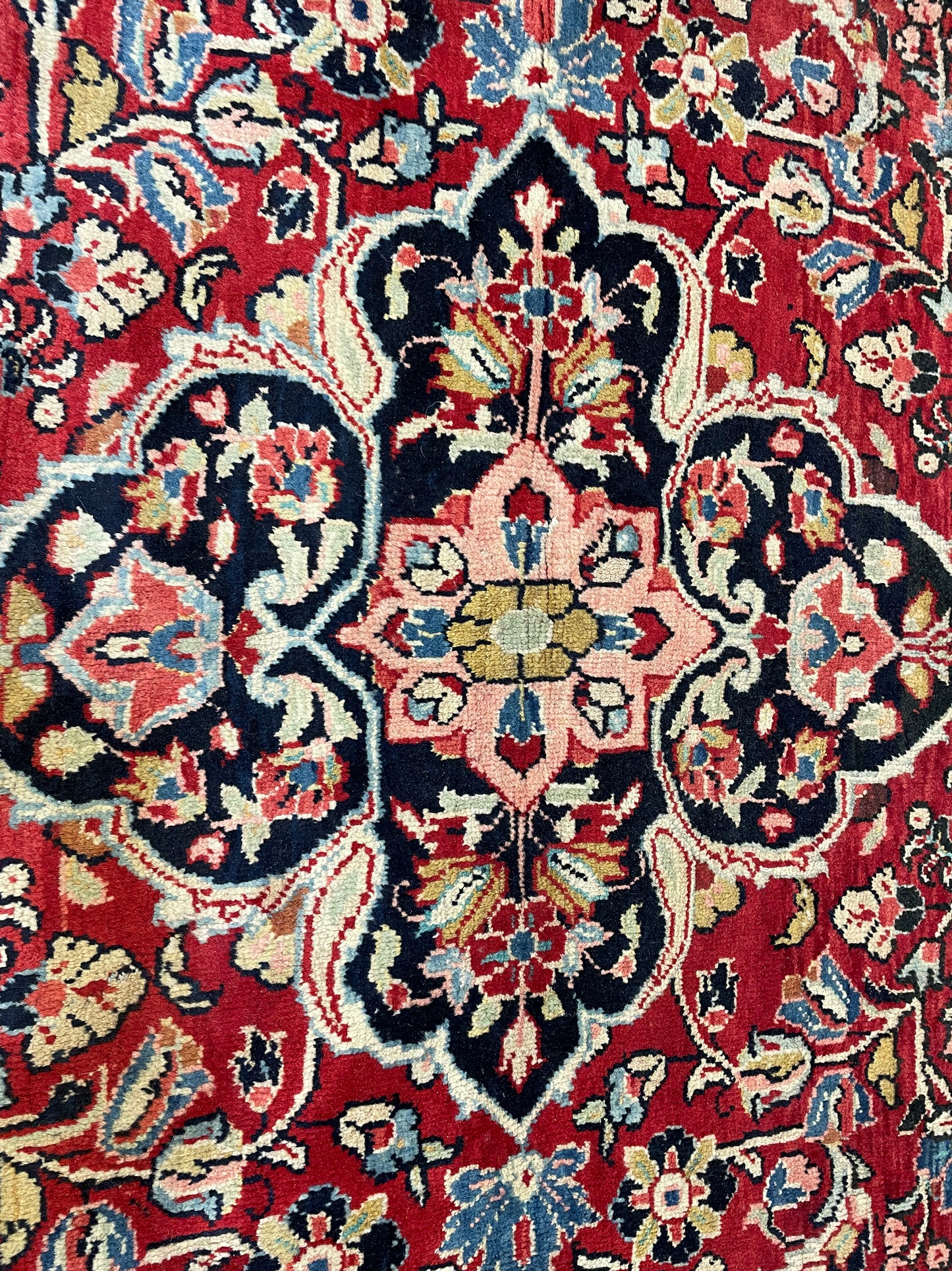 Hand-Knotted Wool Rug Mahal 10'5" x 12'10"