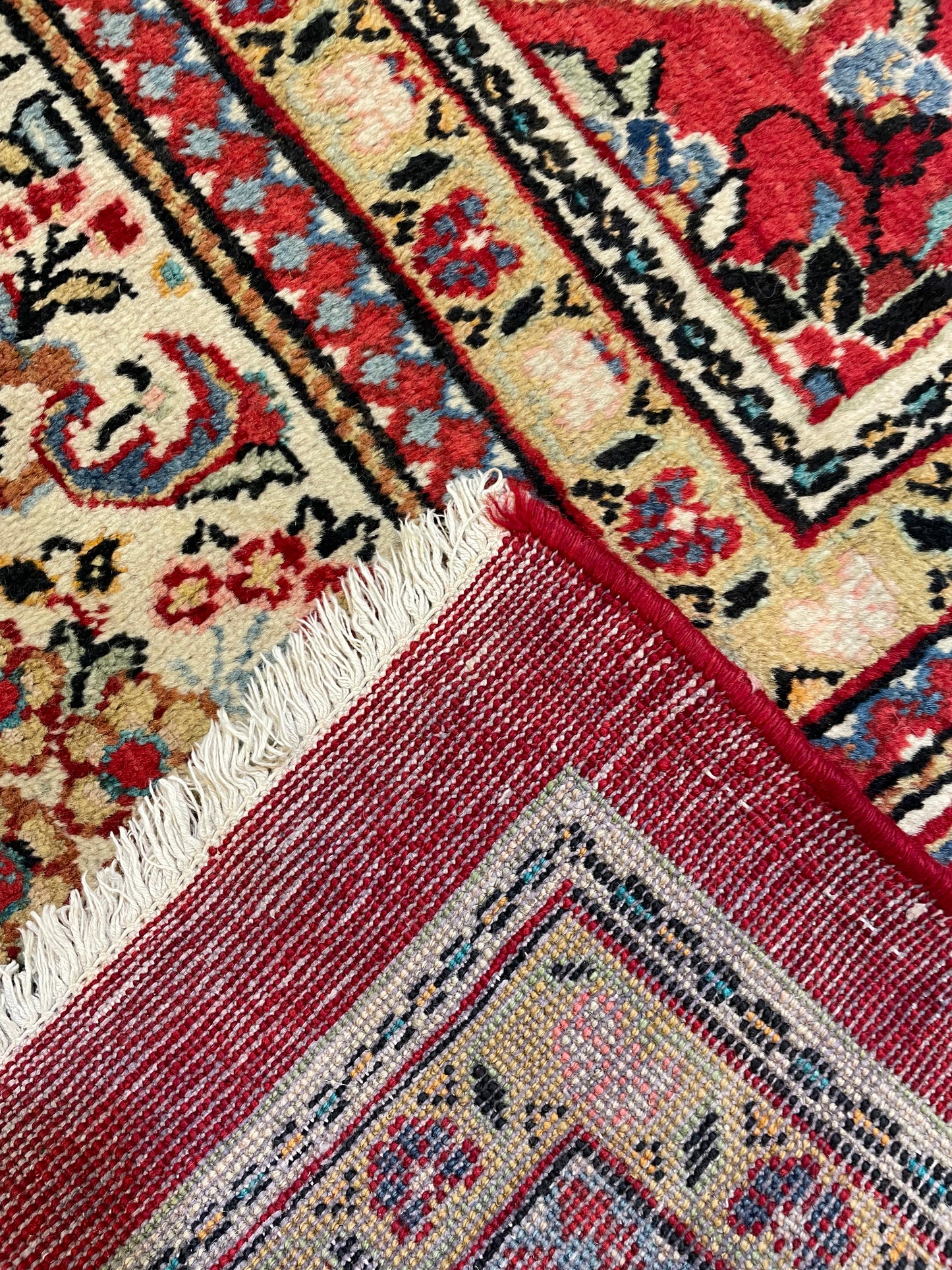 Hand-Knotted Wool Rug Mahal 10'5" x 12'10"