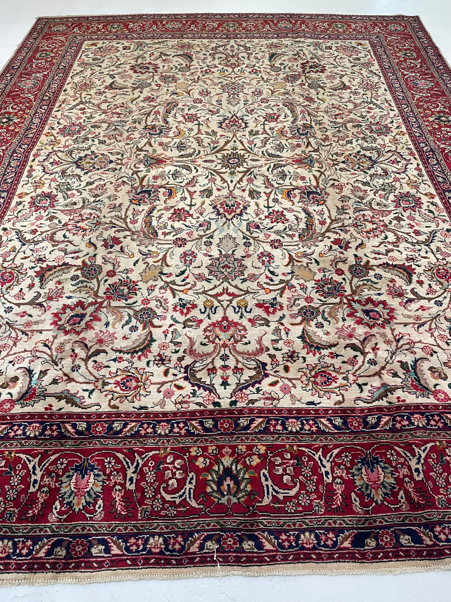 Hand-Knotted Wool Rug Tabriz 9'10" x 12'11"