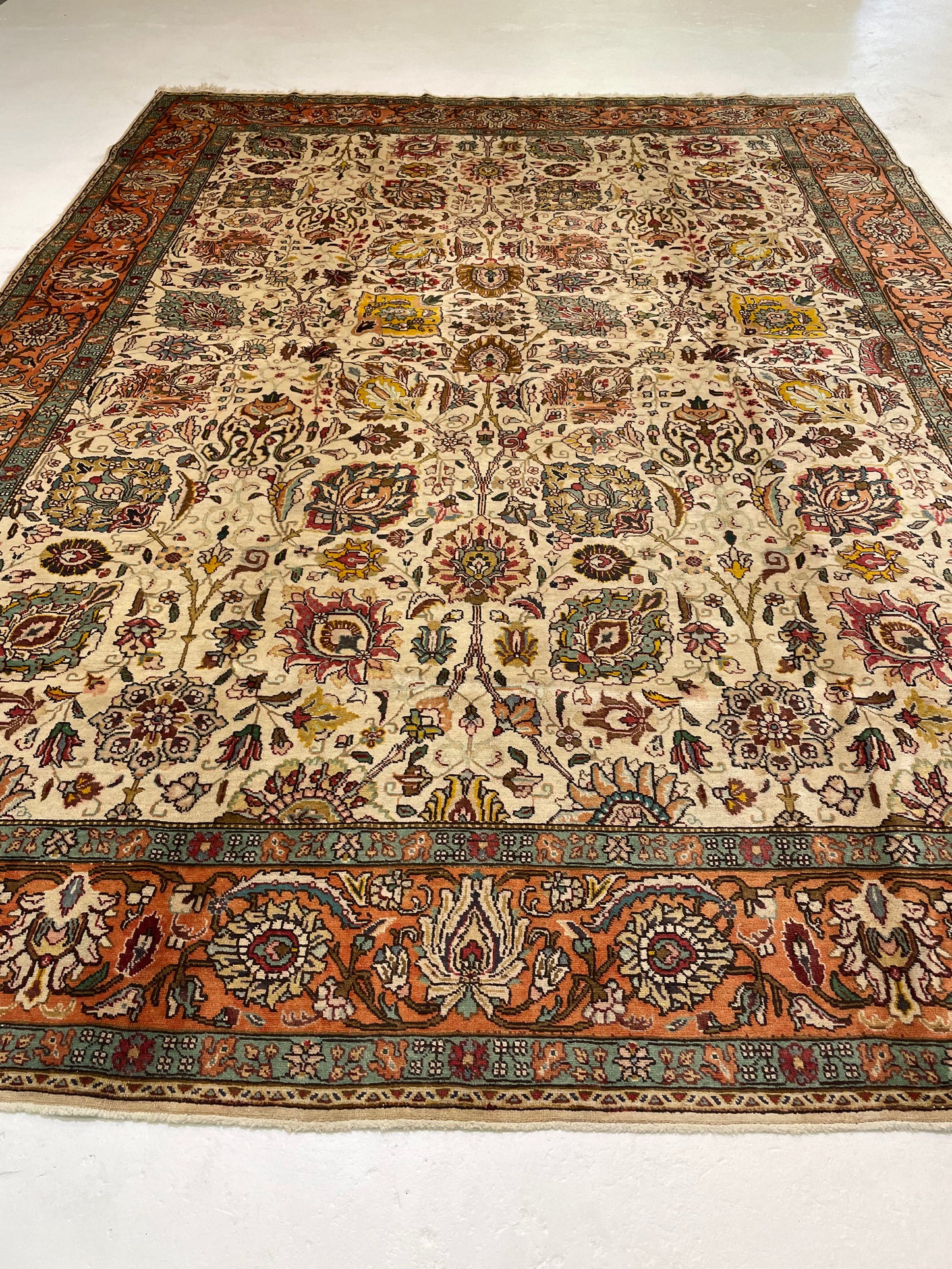 Hand-Knotted Wool Rug Tabriz 9'3" x 12'6"