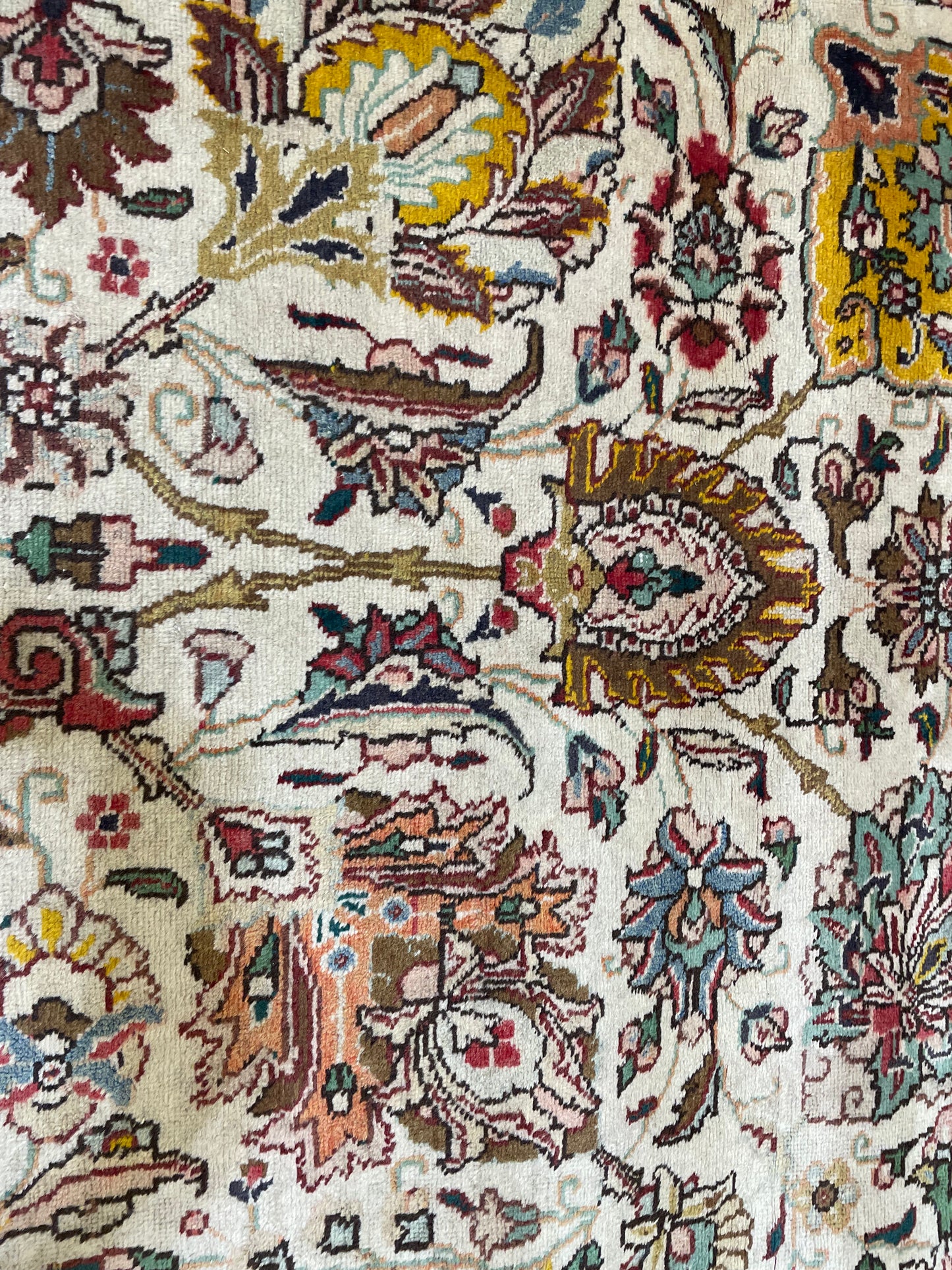 Hand-Knotted Wool Rug Tabriz 9'3" x 12'6"