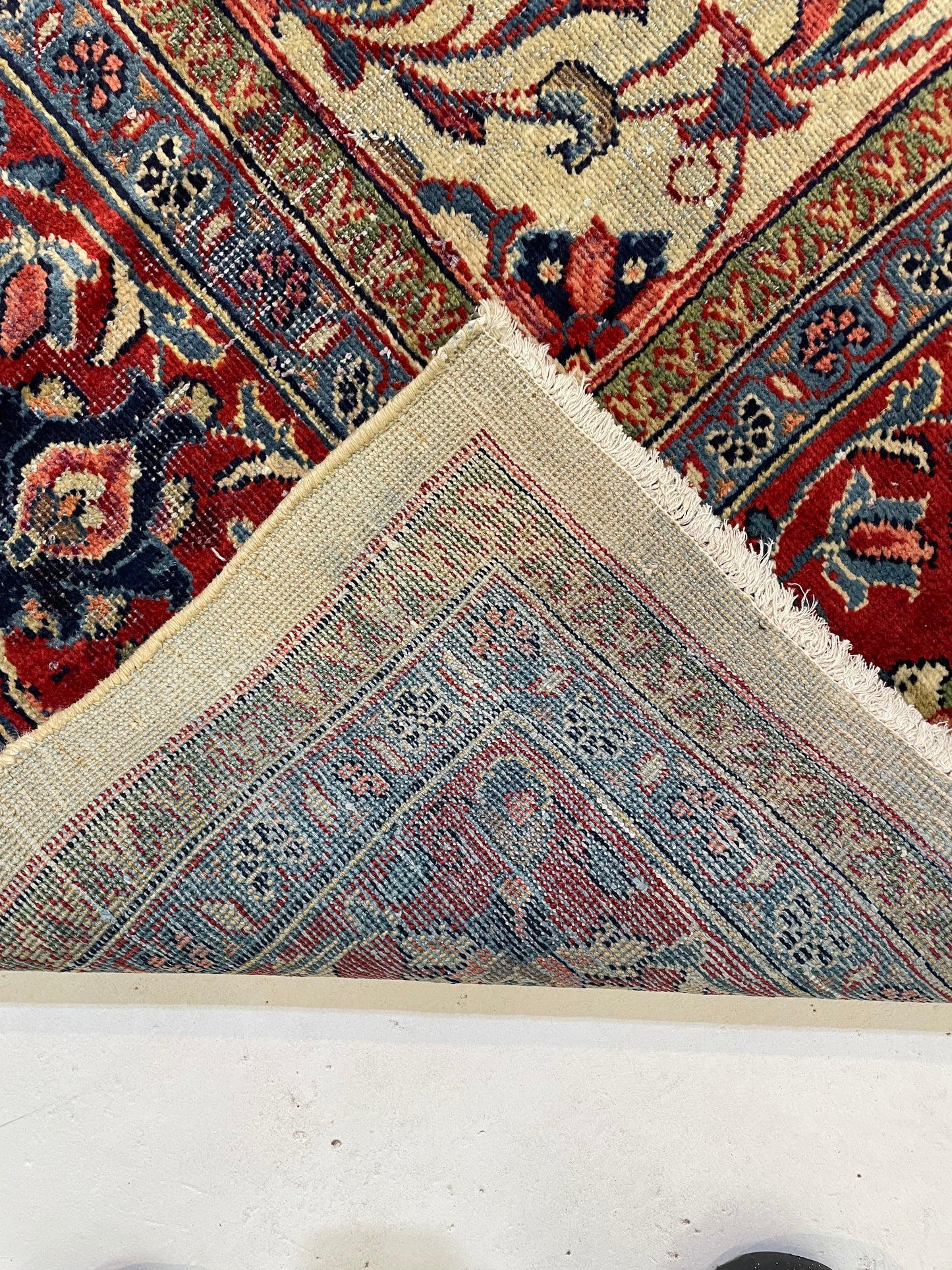 Hand-Knotted Wool Rug Mahal 8'7" x 12'6"