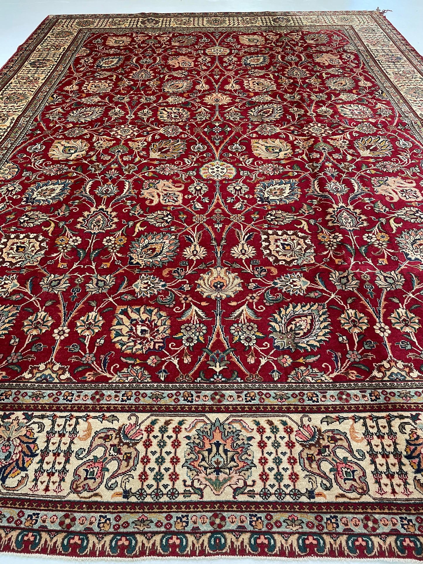 Hand-Knotted Wool Rug Tabriz 11'5" x 16'