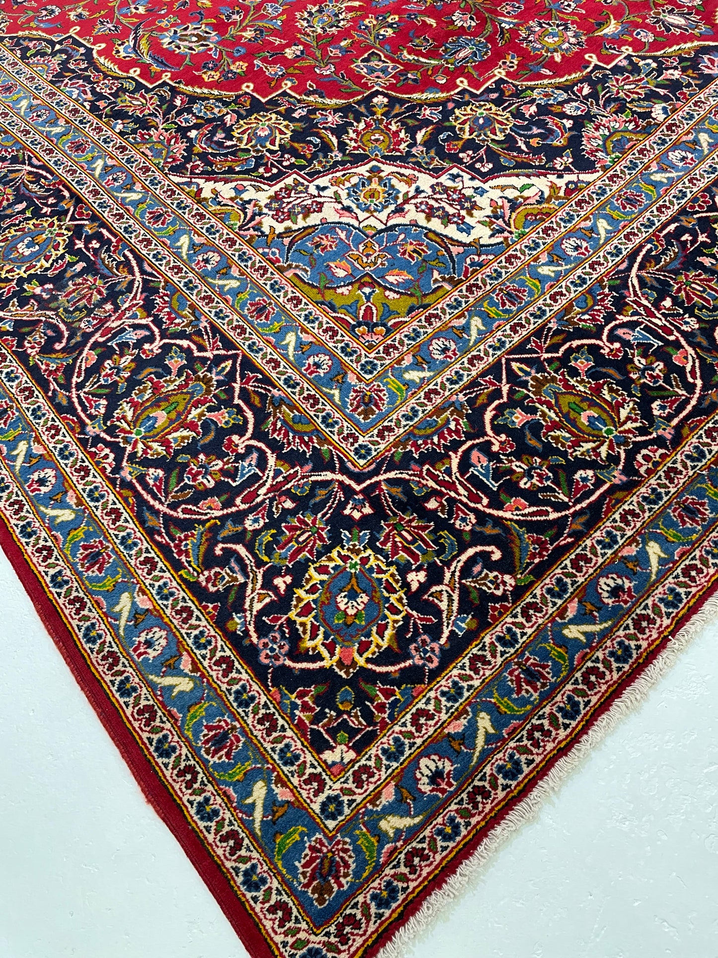 Hand-Knotted Wool Rug Kashan 10'6" x 17'7"
